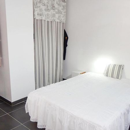 Awesome Apartment In Sauvian With Wifi Kültér fotó